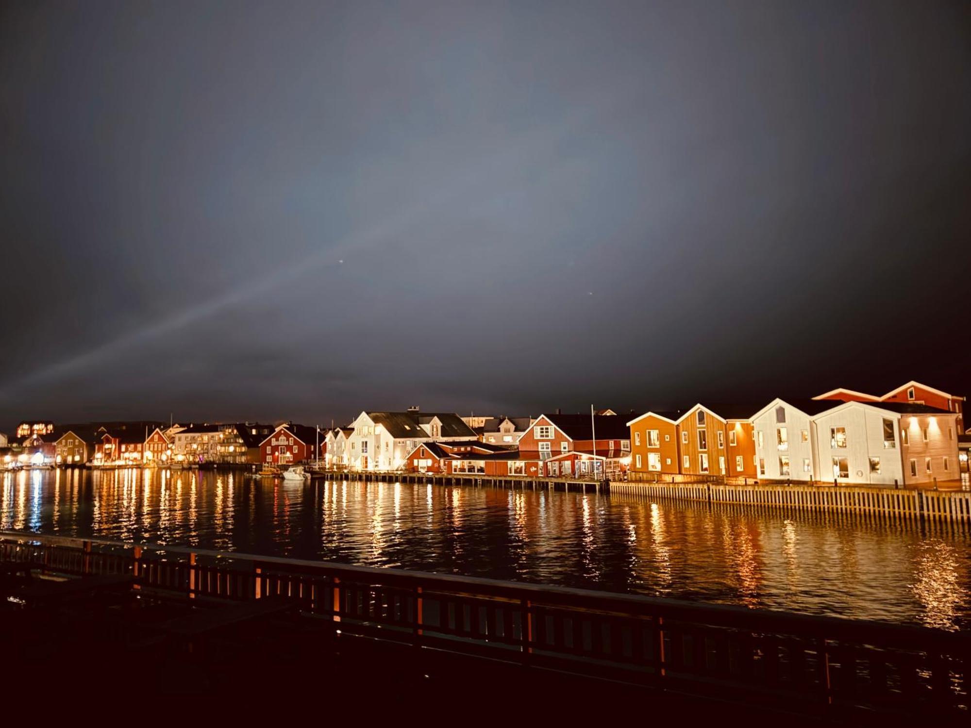 Finnholmen Brygge Henningsvaer Ngoại thất bức ảnh
